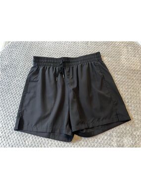 live your greatness athletic shorts Size L